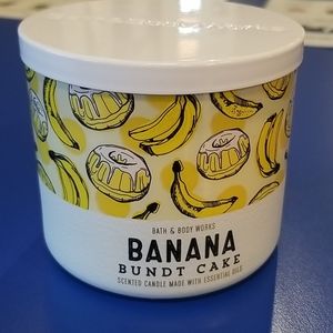 Banana Bundt Cake Candle